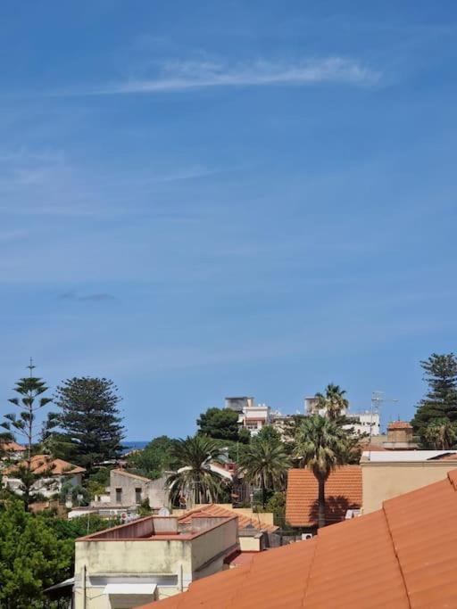 Apartment By The Sea Mondello Beach Palermo Buitenkant foto
