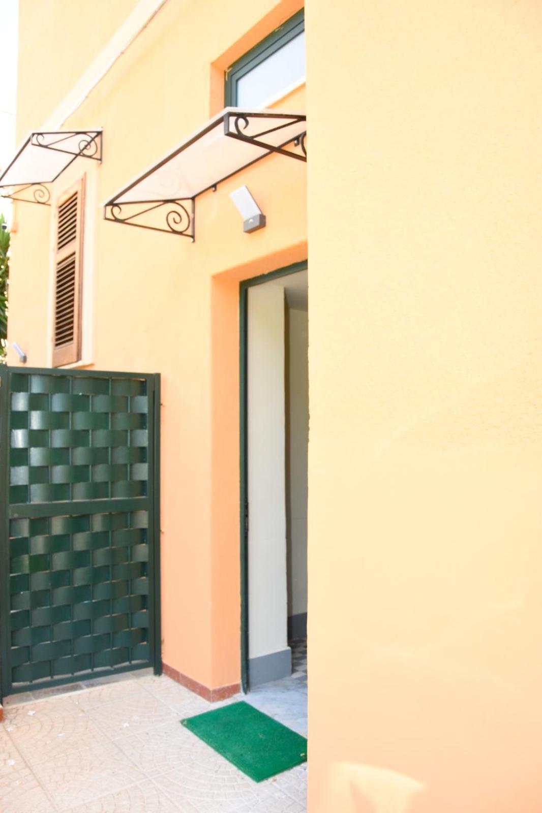 Apartment By The Sea Mondello Beach Palermo Buitenkant foto